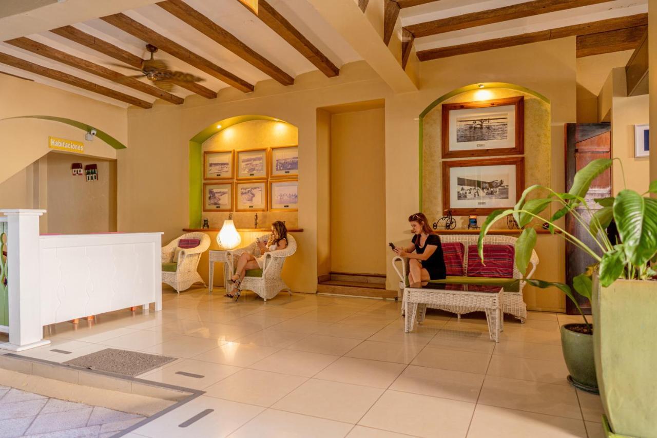 Hotel Peten Флорес Екстер'єр фото