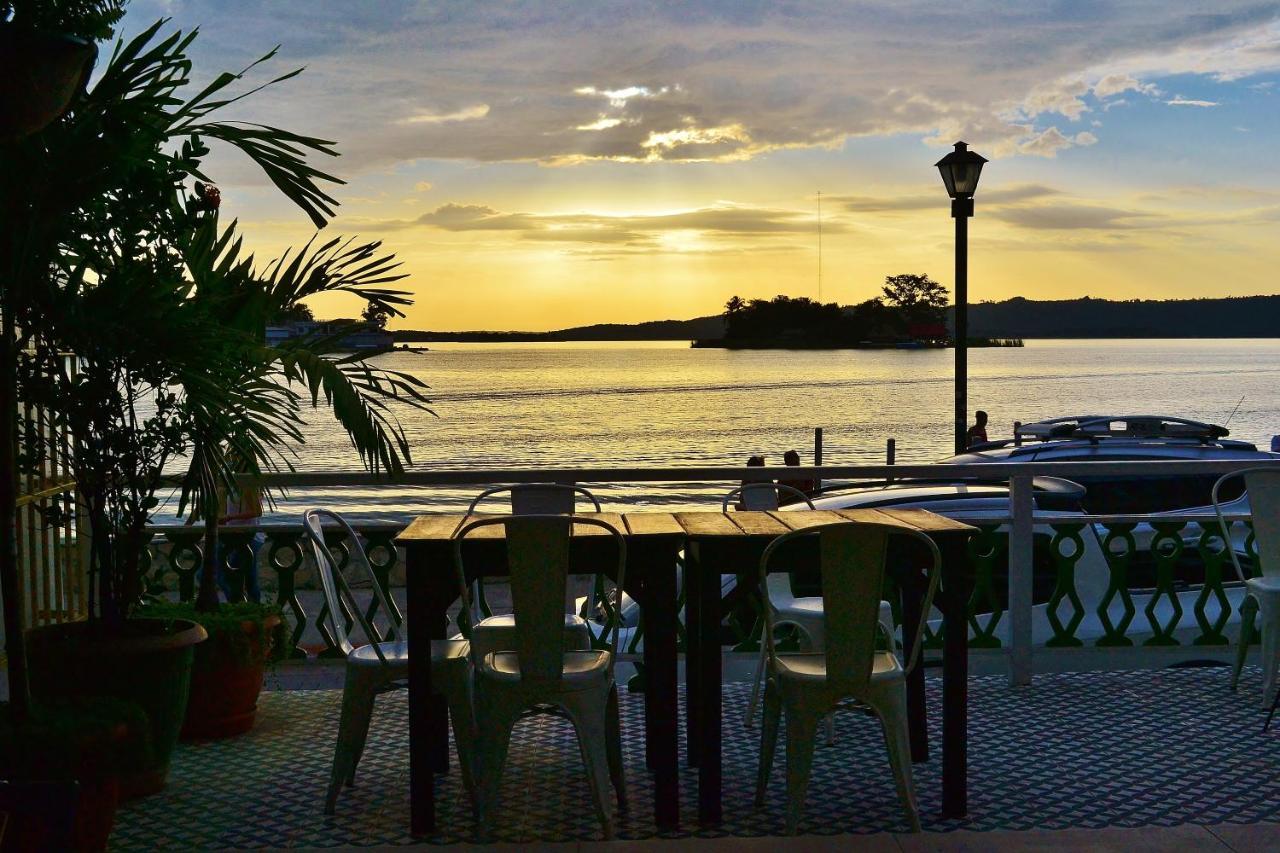 Hotel Peten Флорес Екстер'єр фото